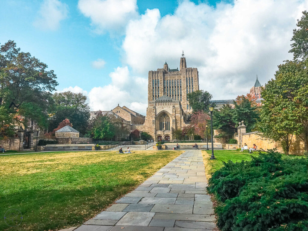 Yale Campus Tours : Free & Open to the Public - The Shops at Yale