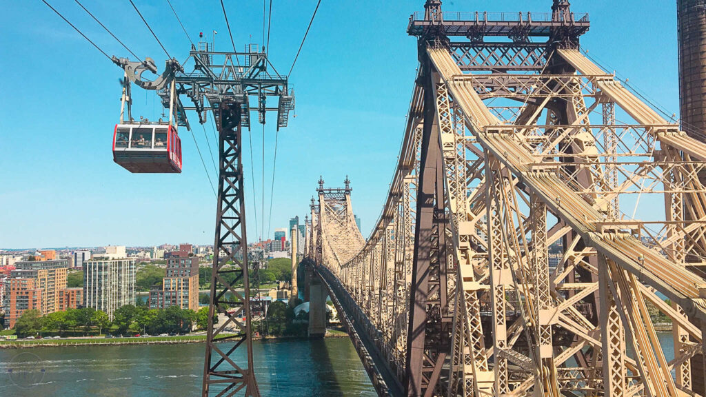 This is an image of the Roosevelt Island Tramway in New York City. NYC