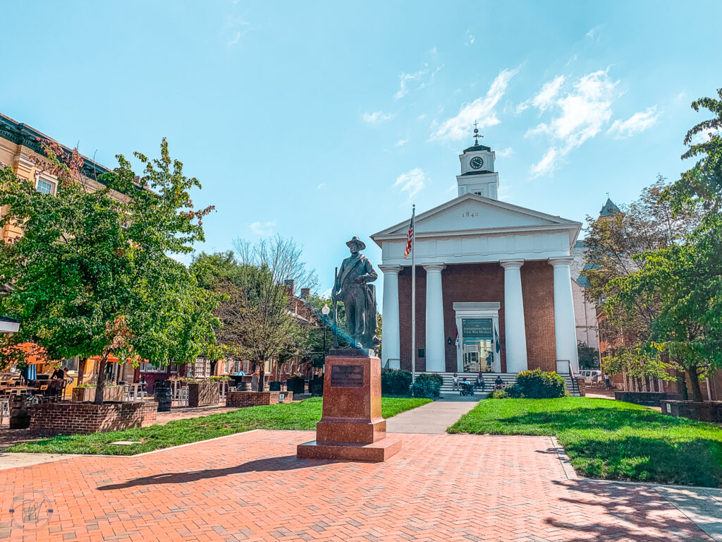 This is an image of the courthouse in the center of town in Winchester, Virginia.