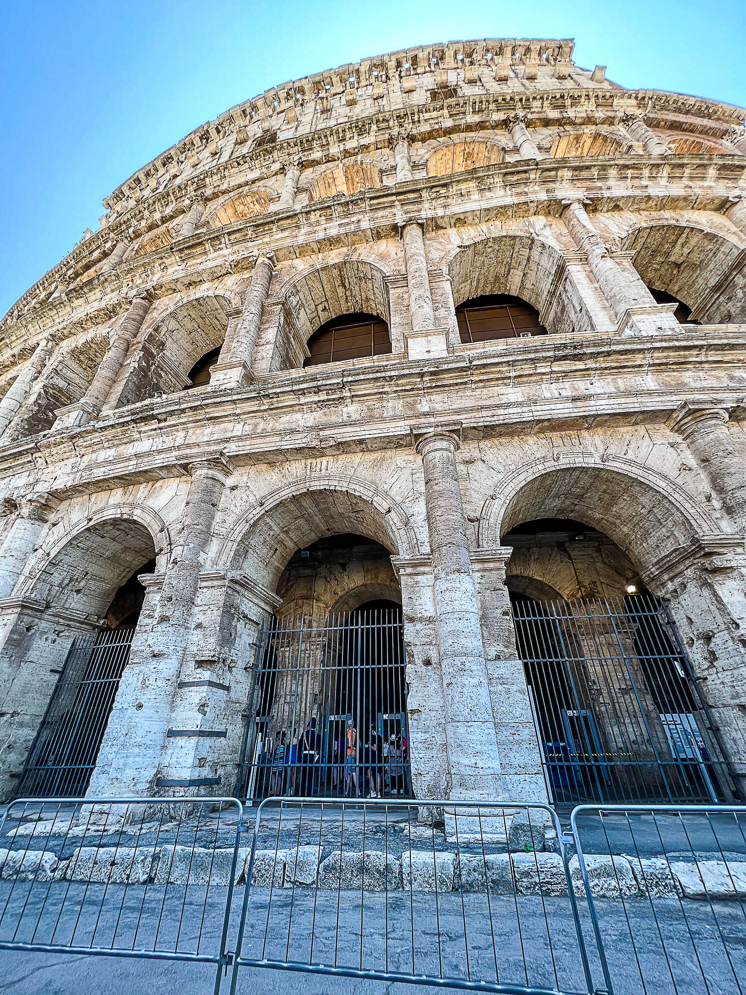 Top Tips For Visiting The Colosseum In Rome, Italy — The Purposely Lost